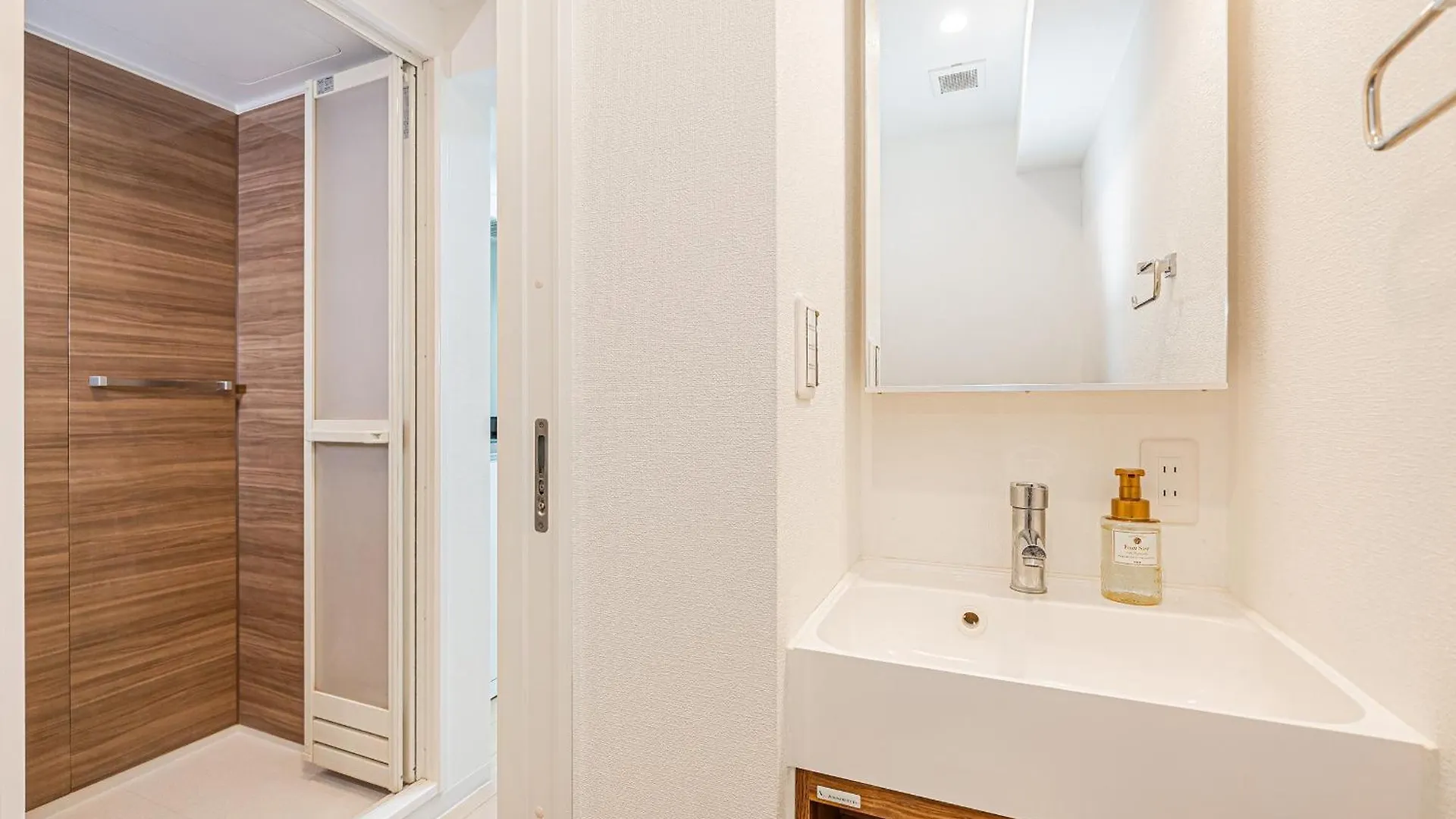 67 Apt Kinshicho Tokyo prefektur 0*,